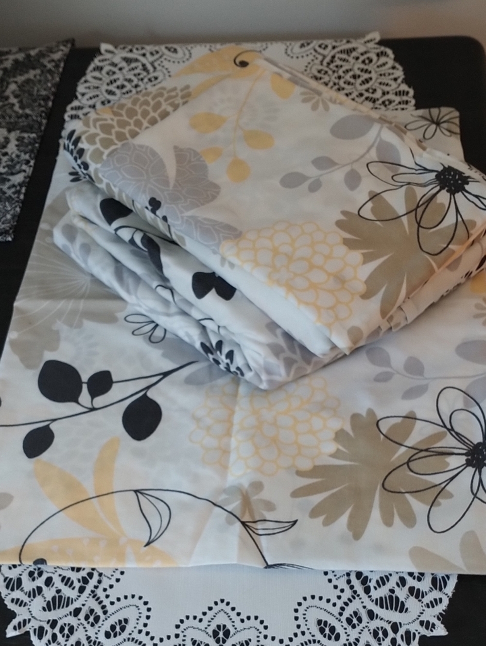 Floral Print Queen Sheet Set in Yellow, Gray, and Black